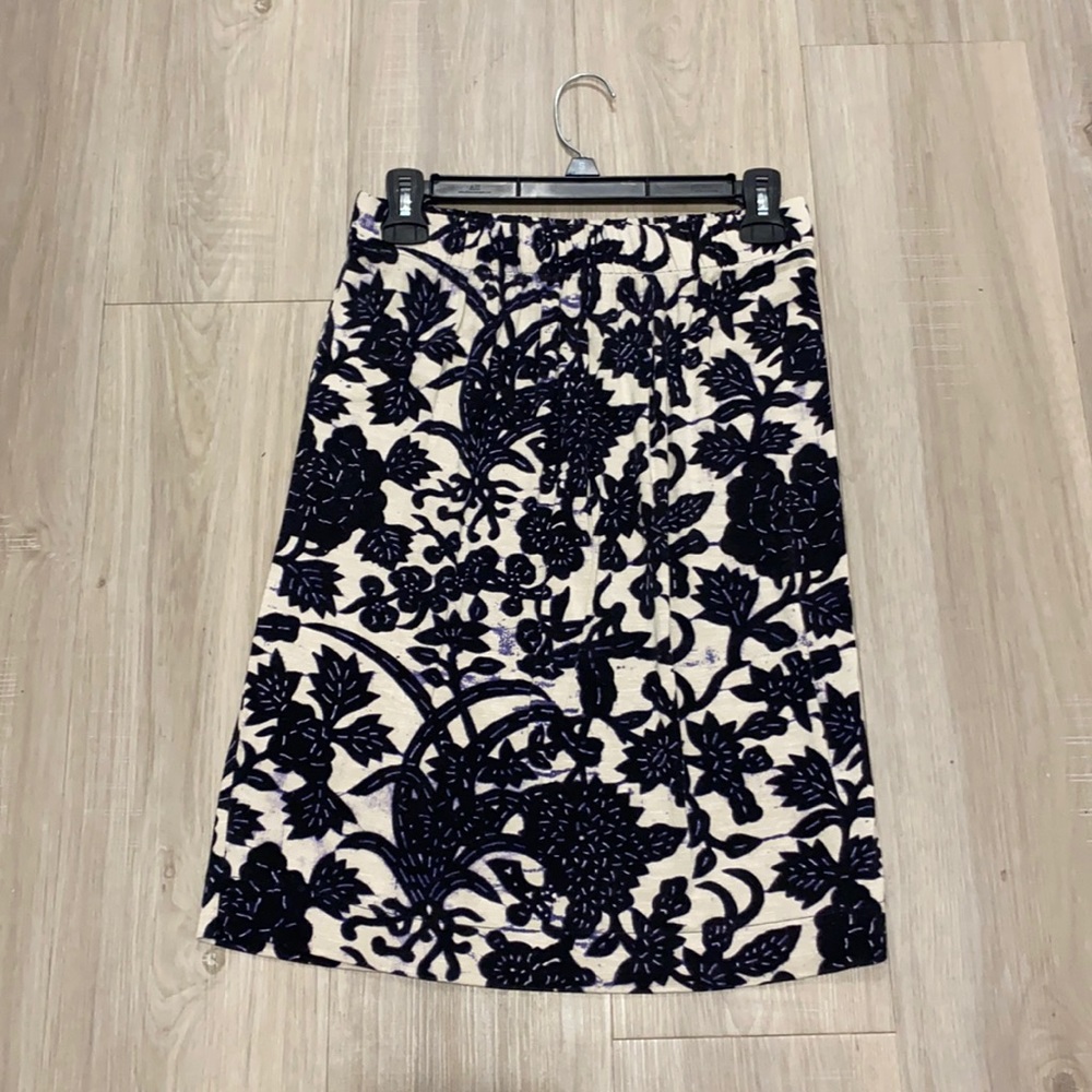 Navy floral cotton skirt